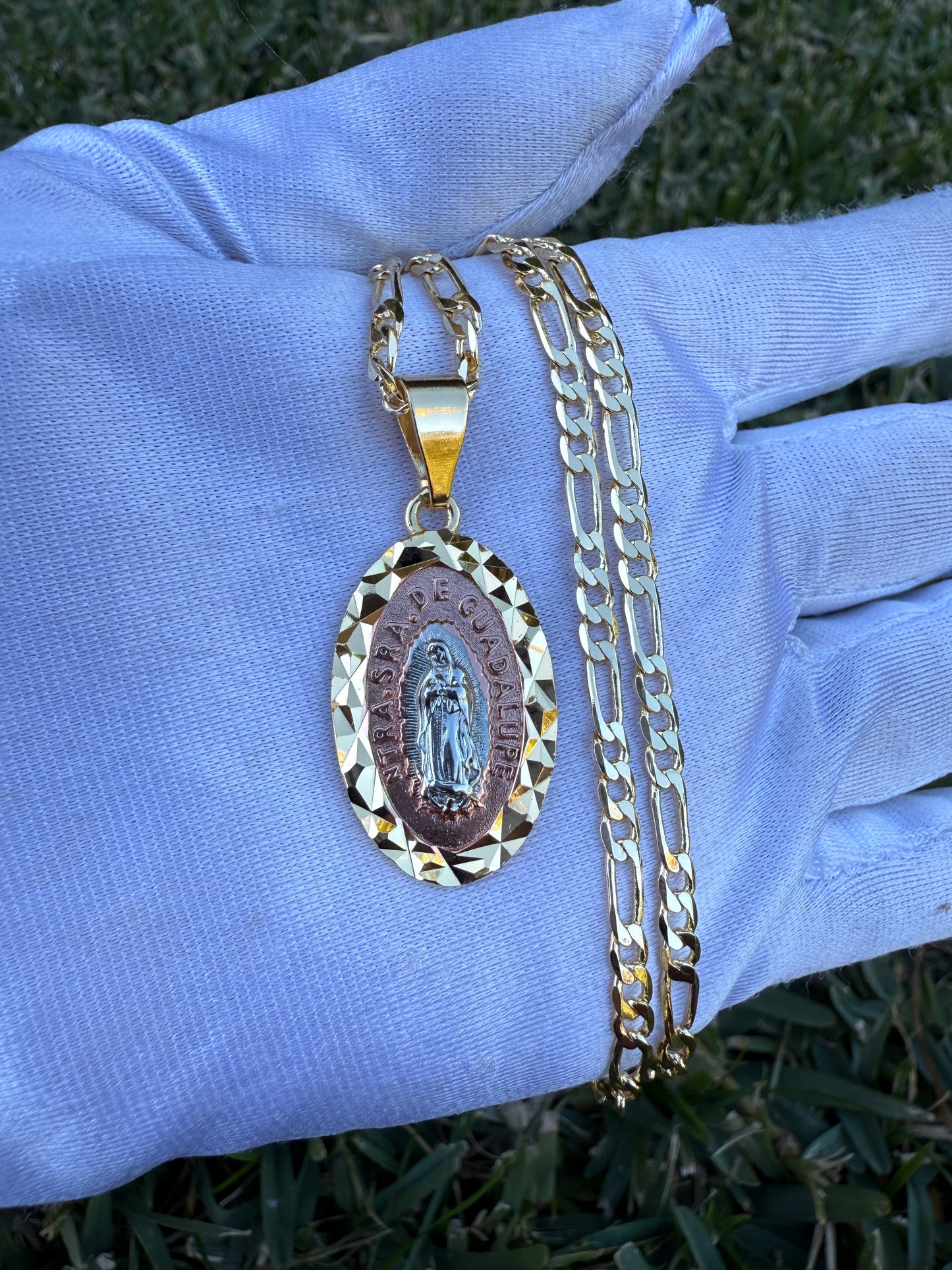 Our Lady of Guadalupe Necklaces with Chain Gold Plated