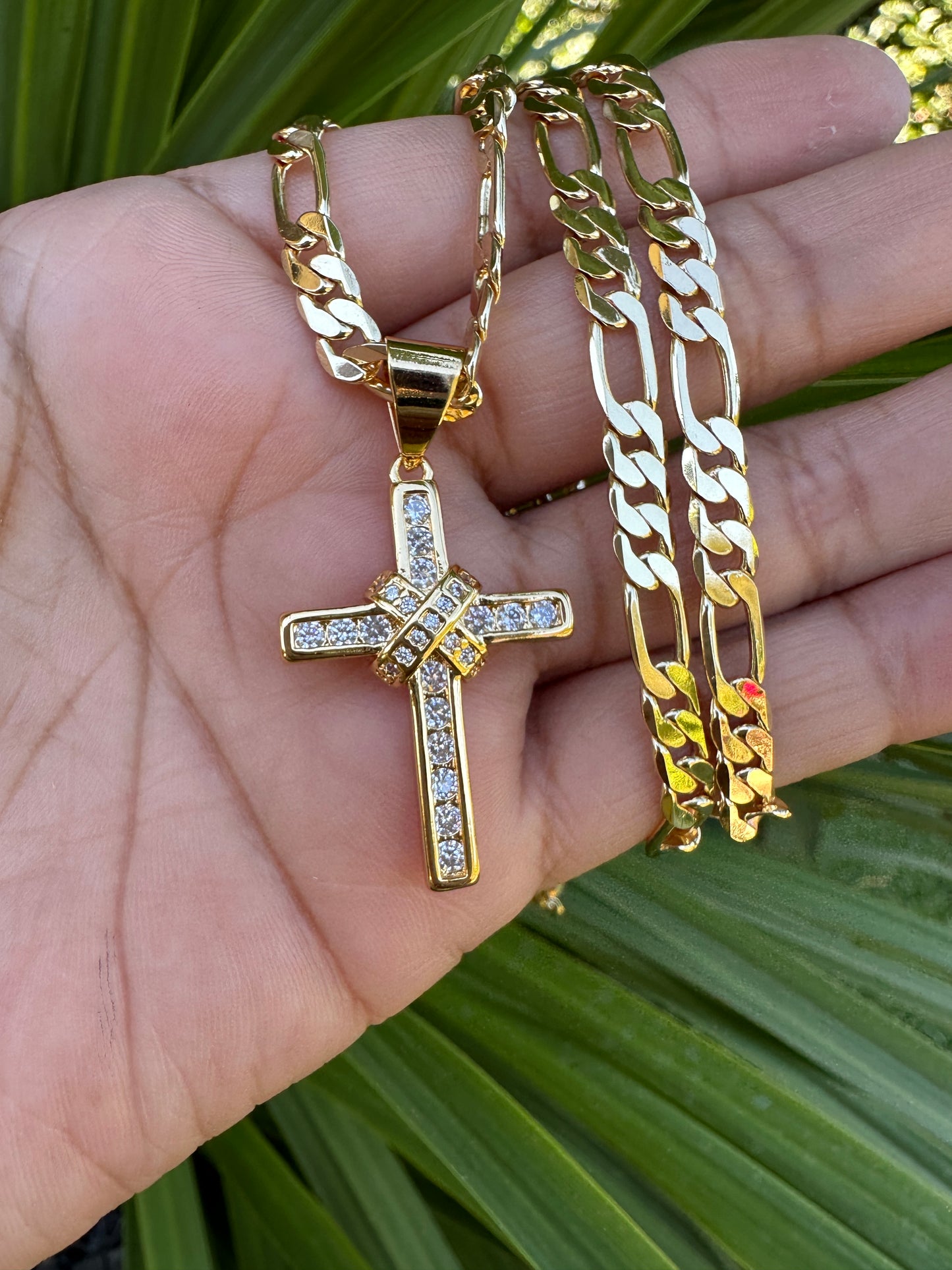 “Vibes” Cross Necklace Gold Plated