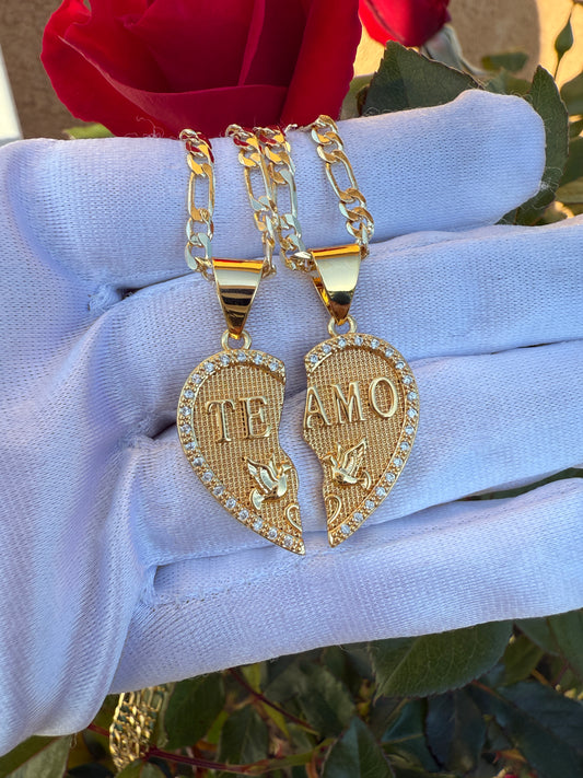 Te Amo Breakable Heart Necklace Set