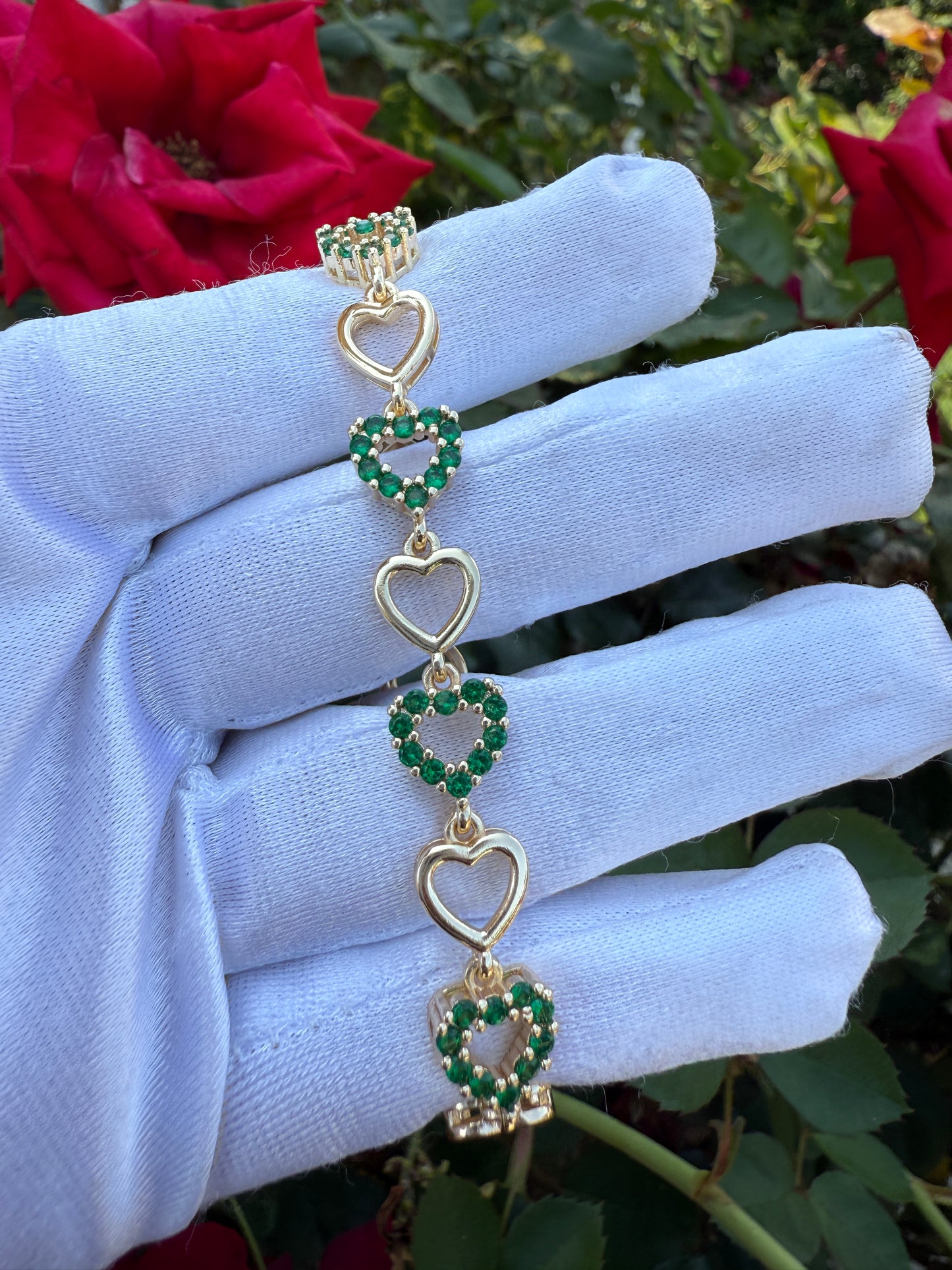 Elegant Color Heart Bracelets for Her - Green and Clear Heart Pendants with Gold Accents