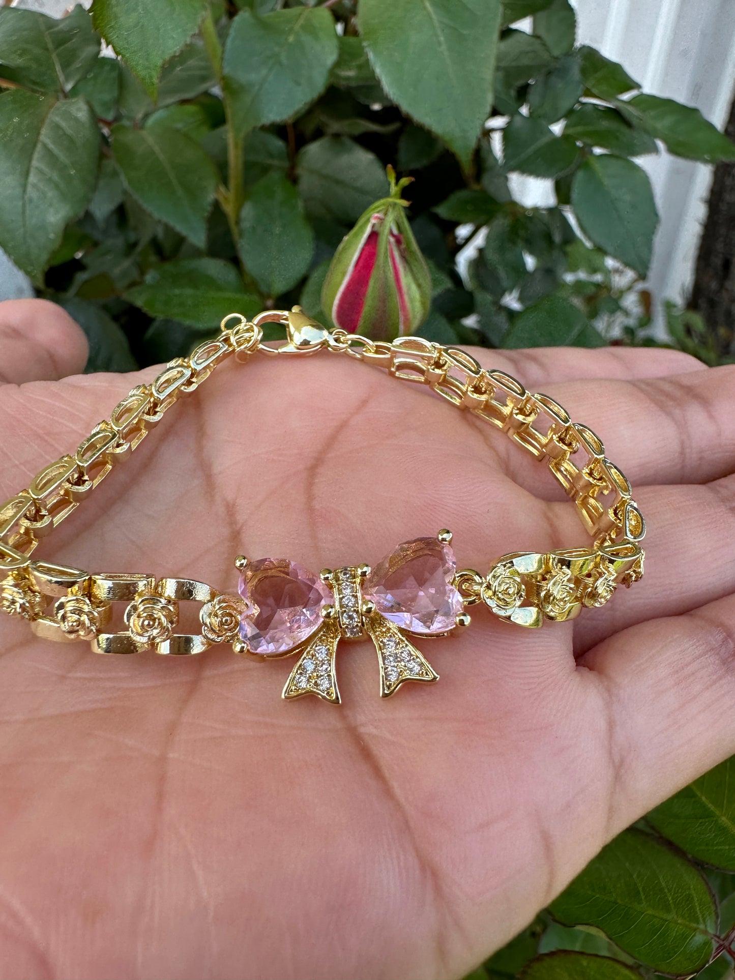 Bow Bracelet for Her - Dainty & Charming Jewelry Gift for Adults - 6-8 Inch Tarnish-Free Bracelet with Delightful Bow Design