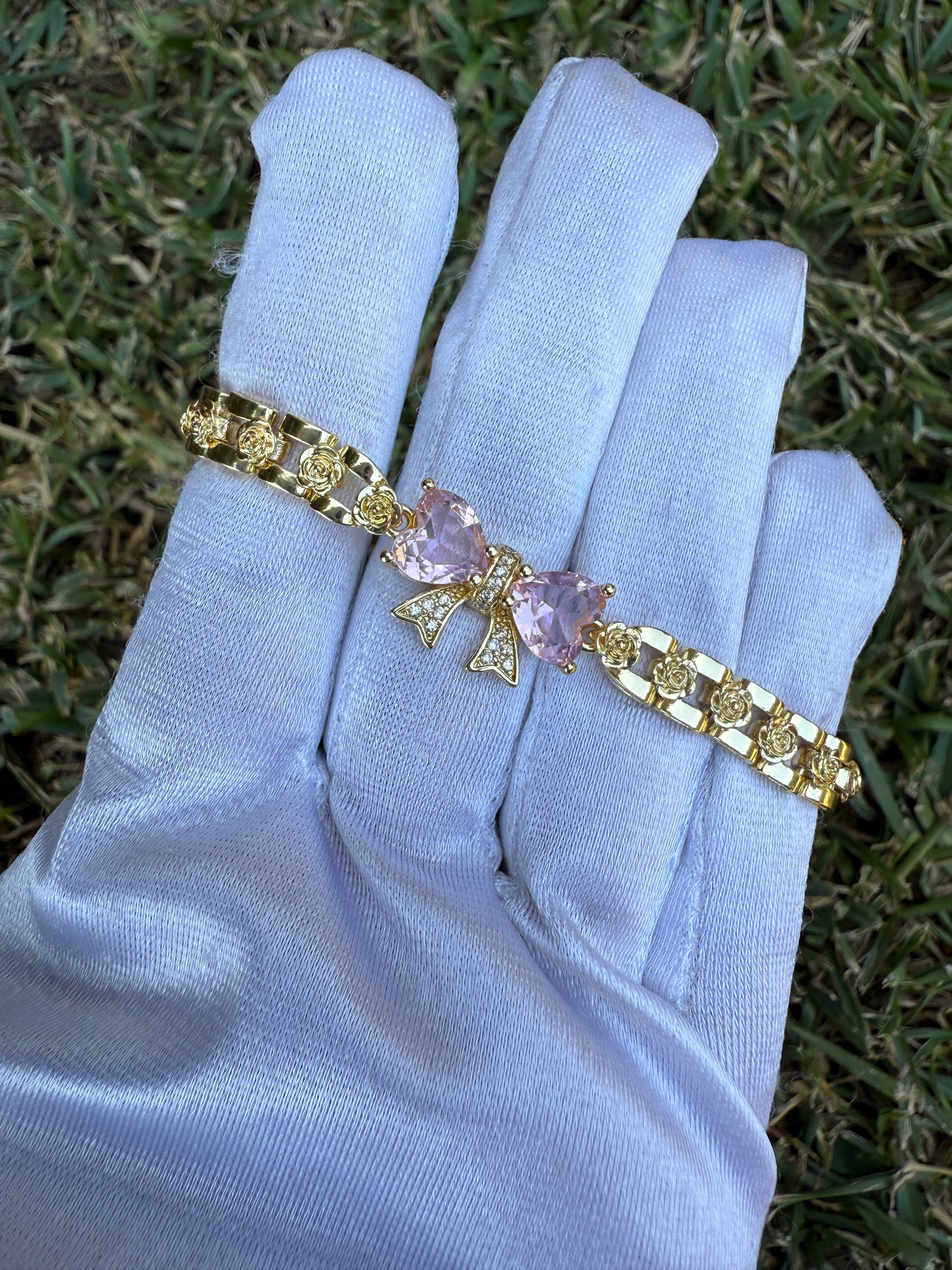 Bow Bracelet for Her - Dainty & Charming Jewelry Gift for Adults - 6-8 Inch Tarnish-Free Bracelet with Delightful Bow Design
