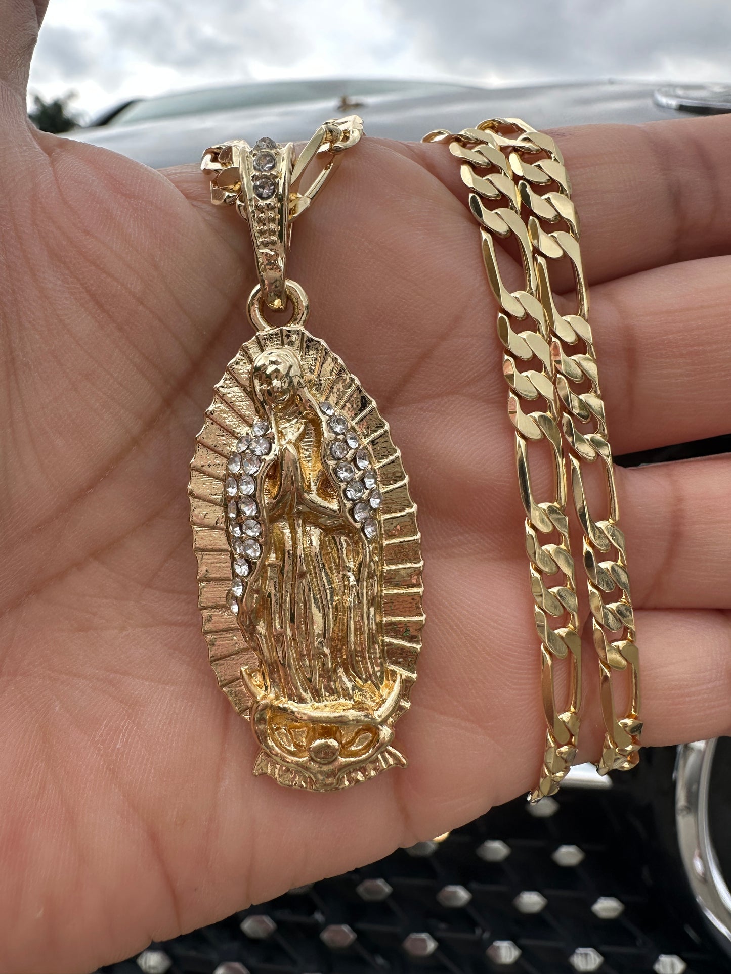 “Bling Virgencita” Necklace . Virgin Necklace with clear stones