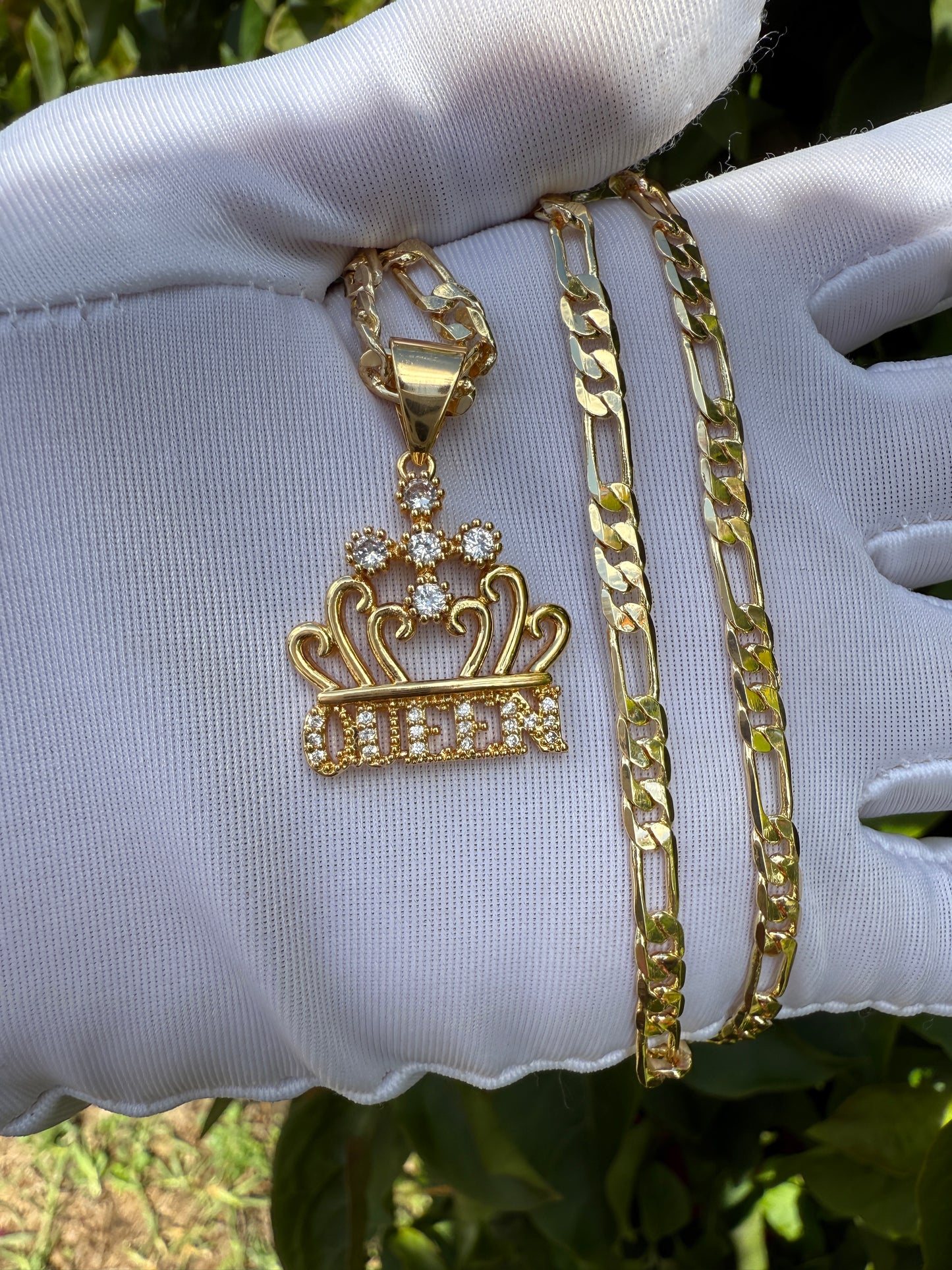 Queen Crown Necklace