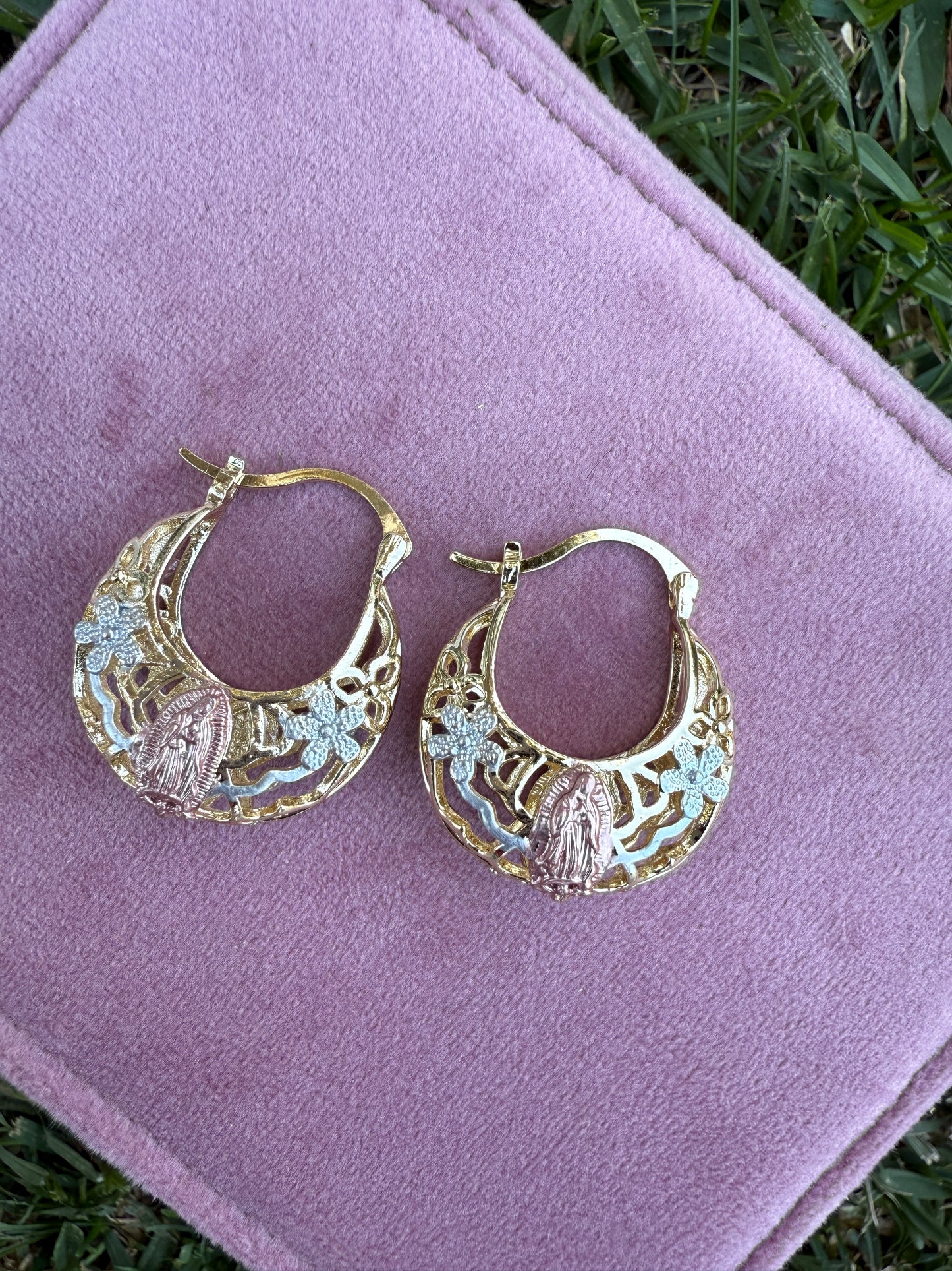 Virgencita and Flower Earring for her