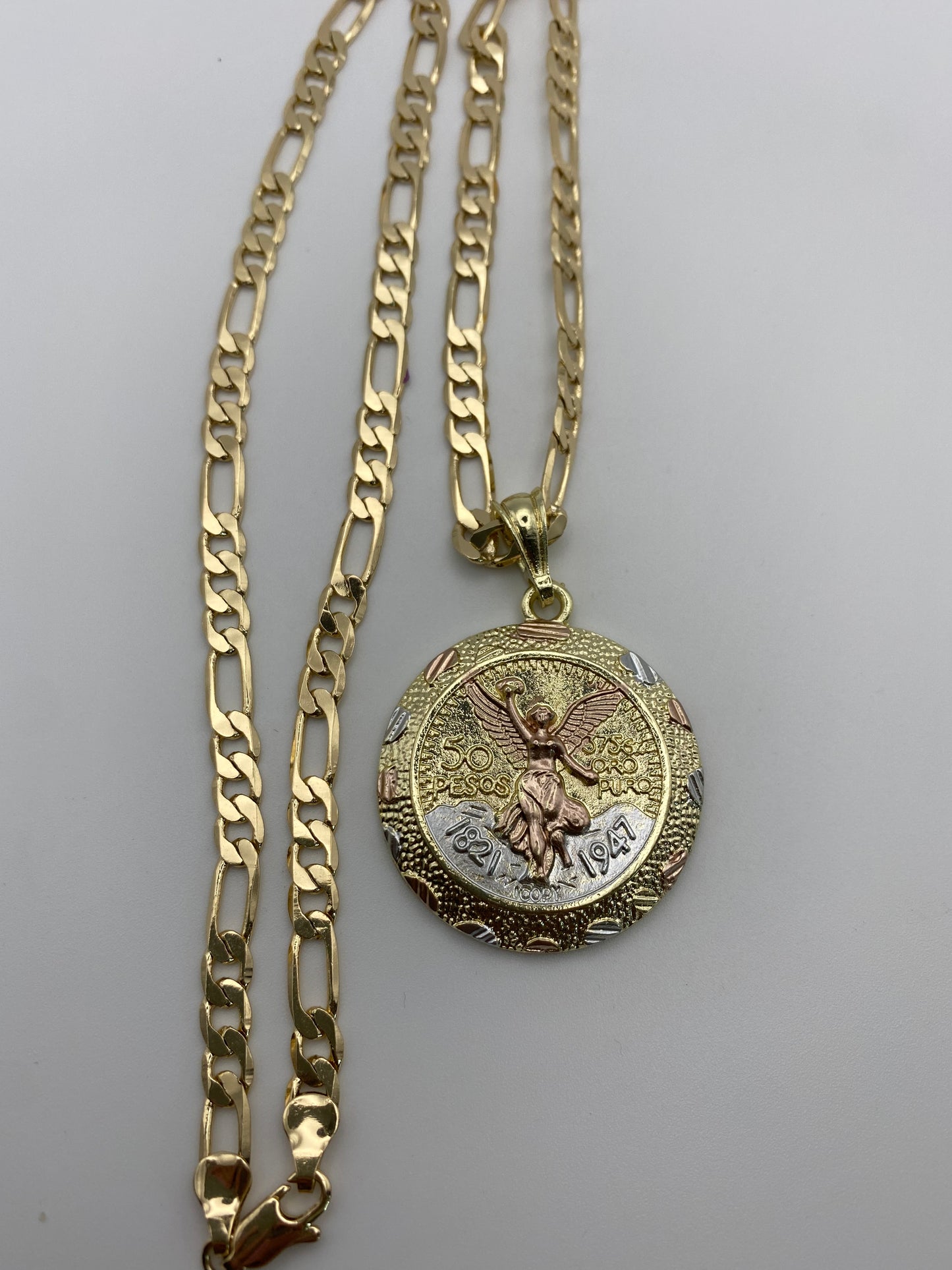 14k Mexican centenario Gold Plated . 14k Centenario Mexicano oro Laminado 3 oros