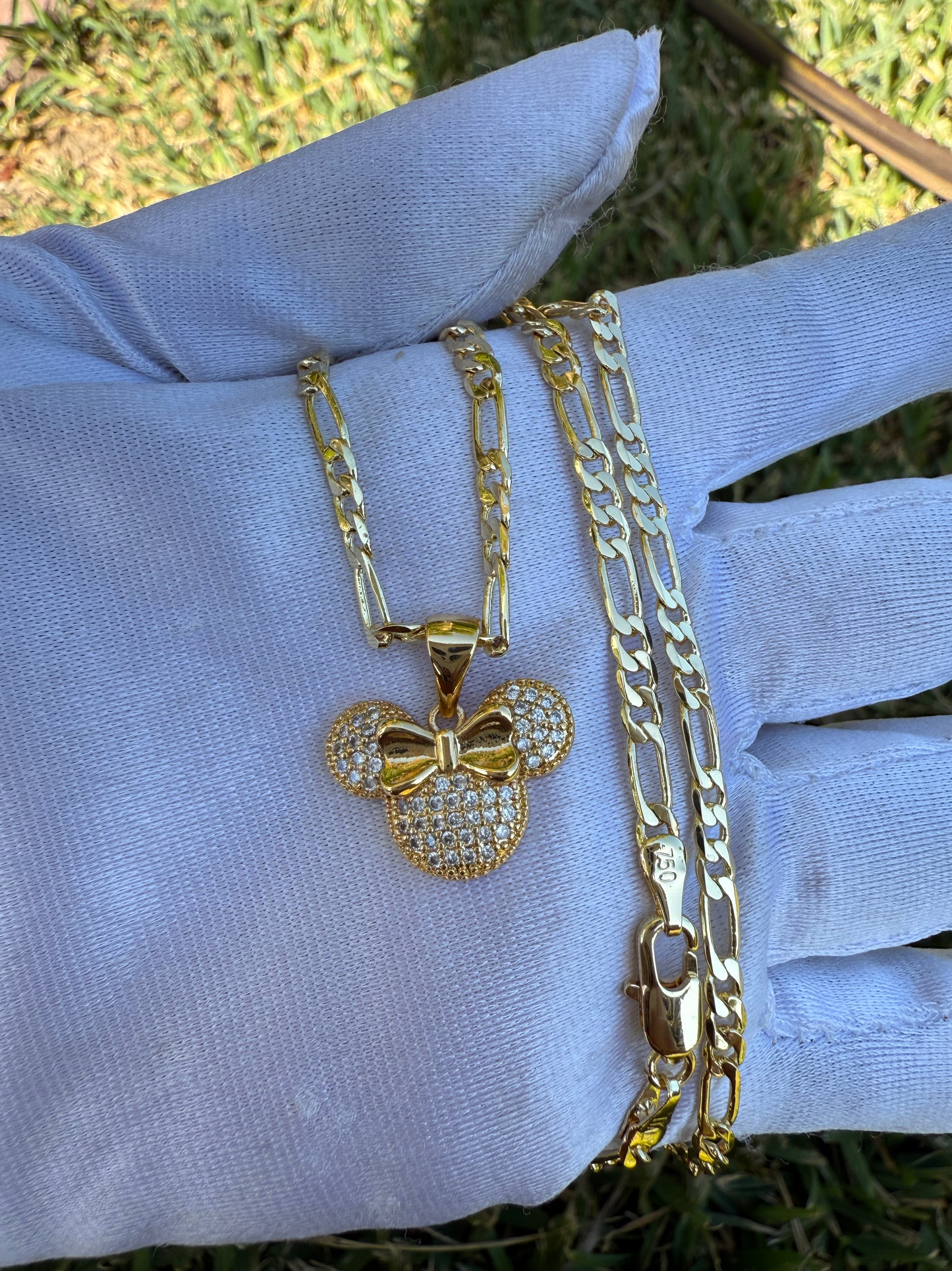 Mouze for Her Set Necklace, Bracelet and Earrings included