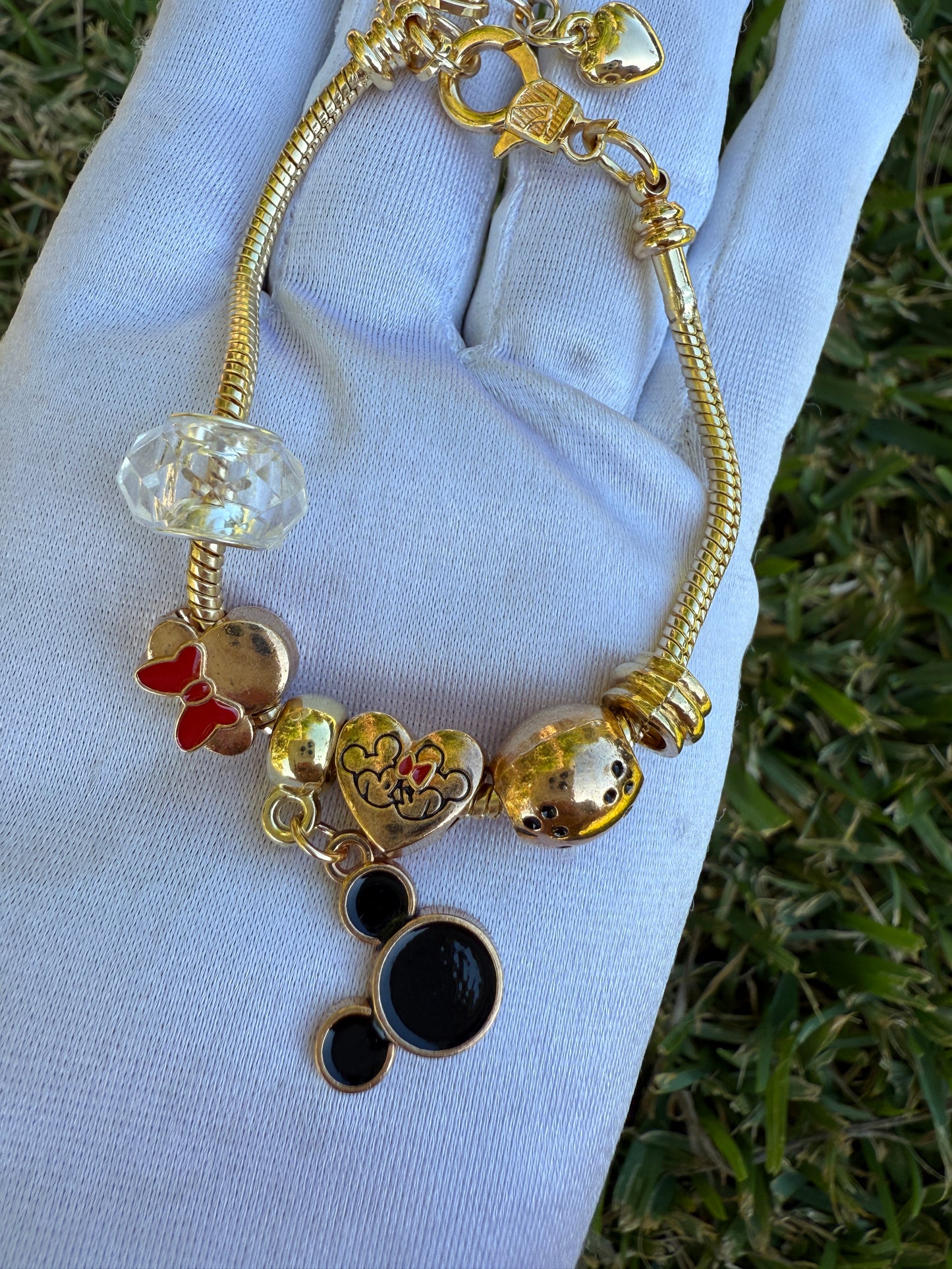 Mouze for Her Set Necklace, Bracelet and Earrings included