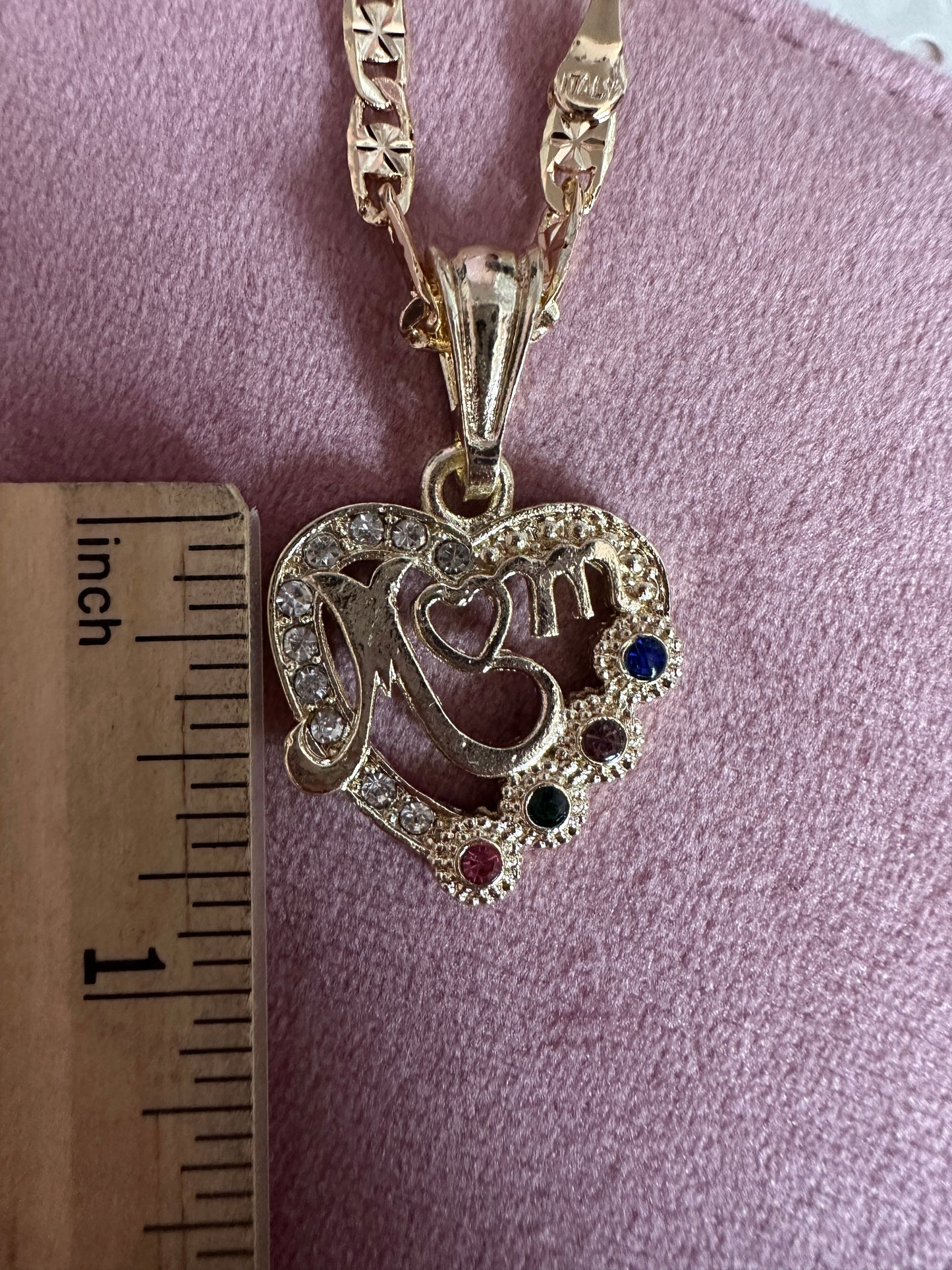 “Mom” Heart Necklace Gold Plated