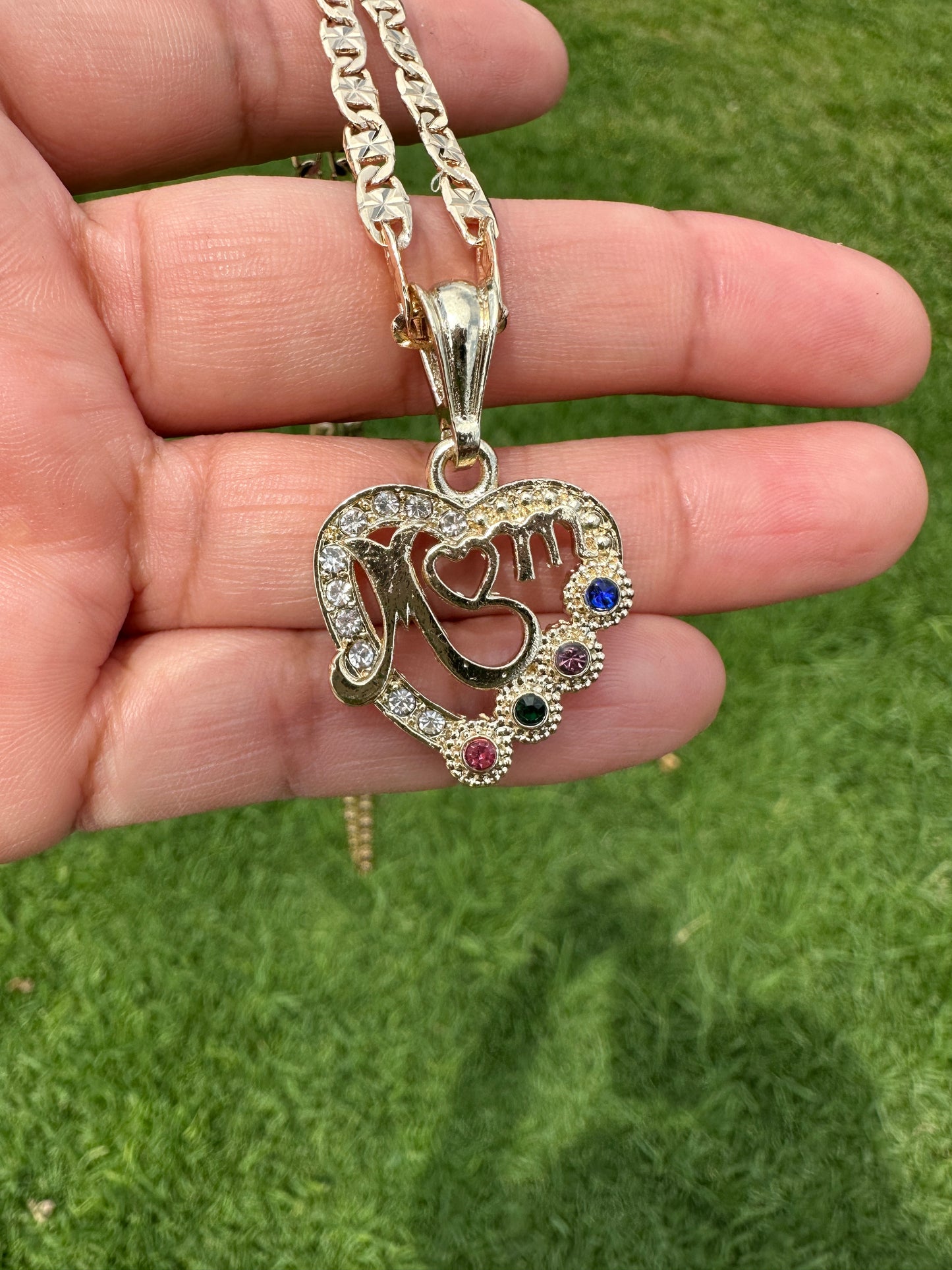 “Mom” Heart Necklace Gold Plated