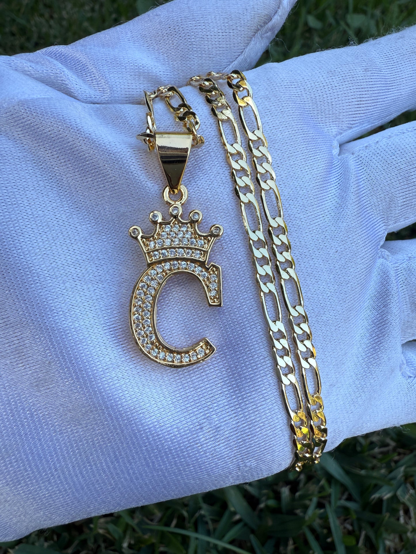 Letter Initial Necklace with Crown Gold Plated Alphabet Pendant for Women 20” inch Chain Fashion Jewelry