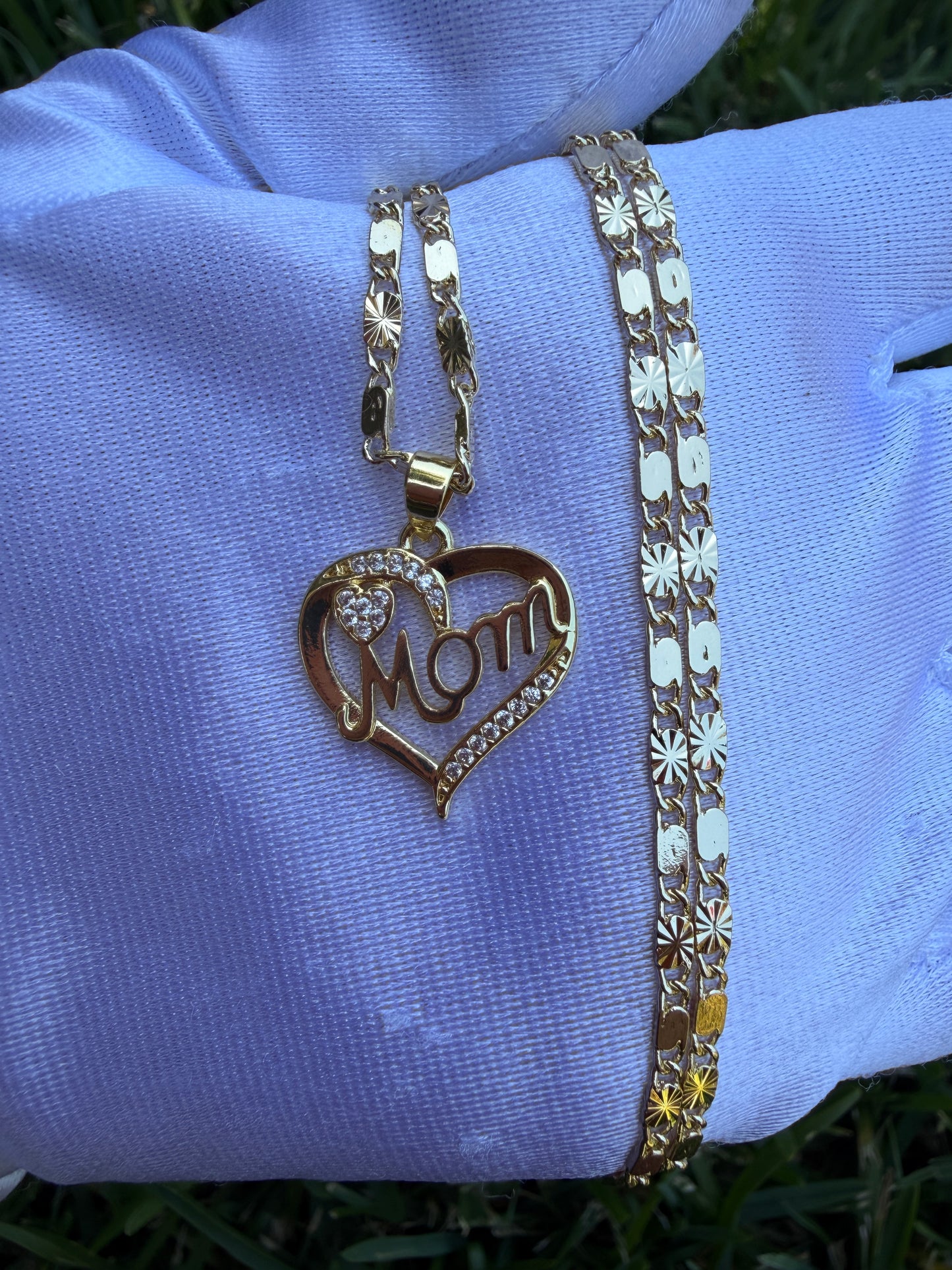 Mom Necklace