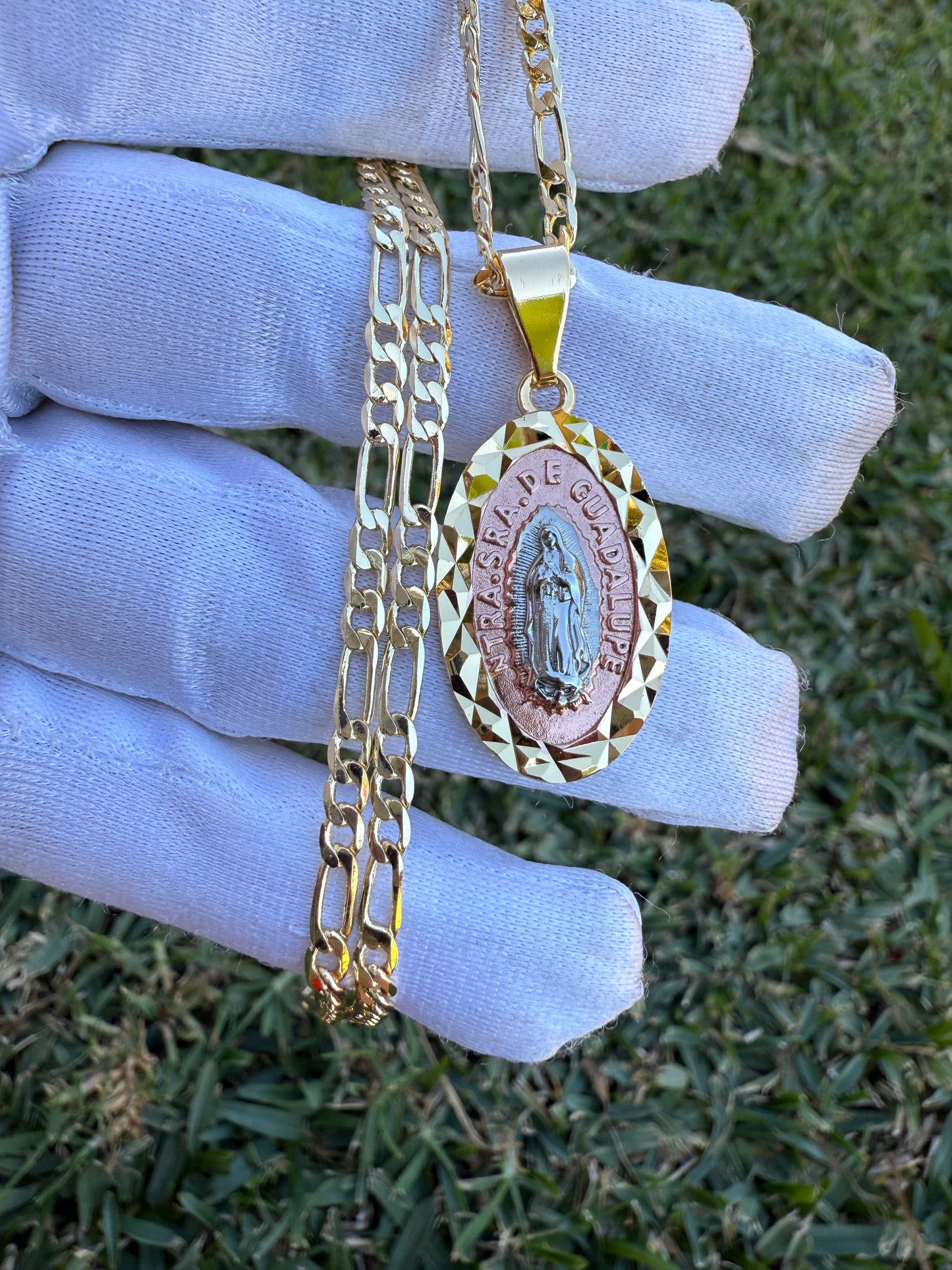 Our Lady of Guadalupe Necklaces with Chain Gold Plated