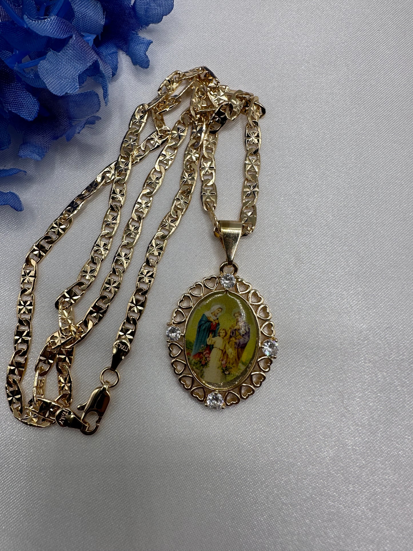 “Sacred Family” Necklace Gold Plated