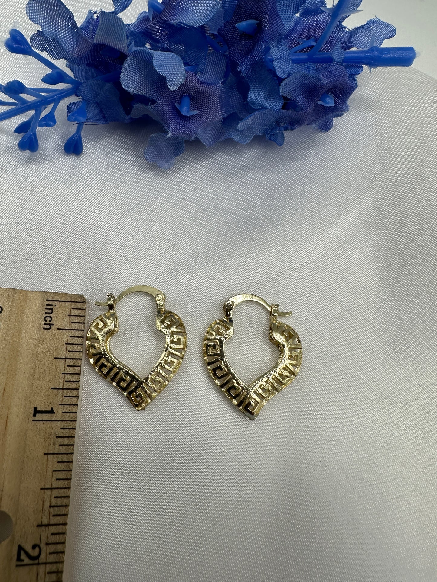 “Dolores” Heart earrings Gold Plated