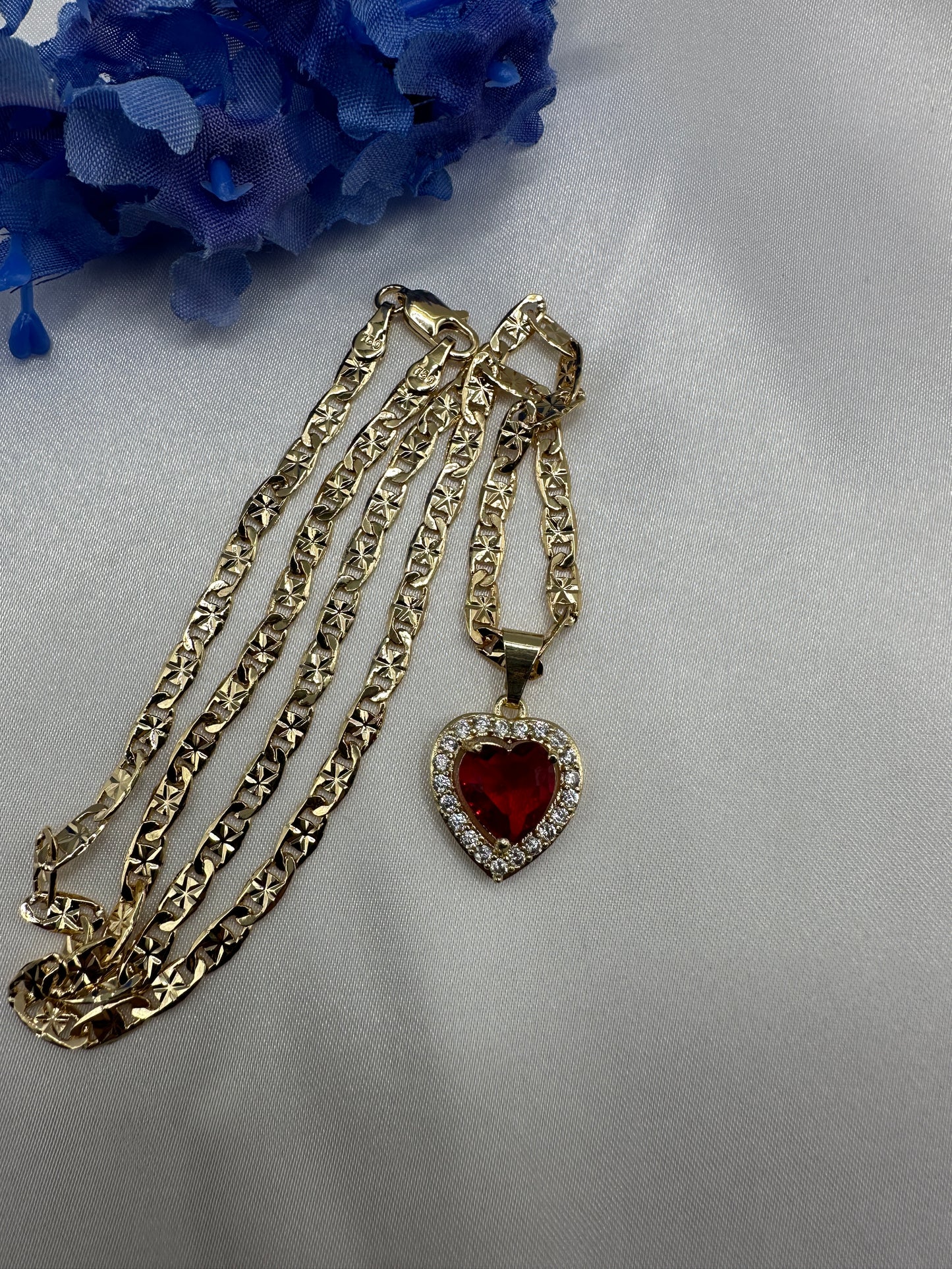 “Red Rock” Heart Diamond Necklace Gold Plated