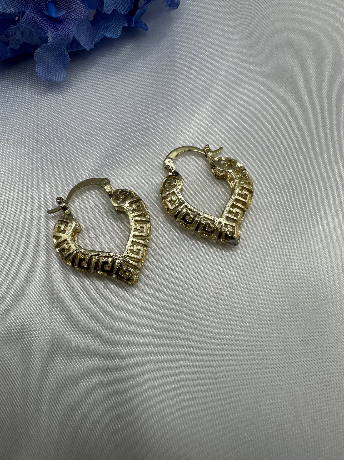 “Dolores” Heart earrings Gold Plated