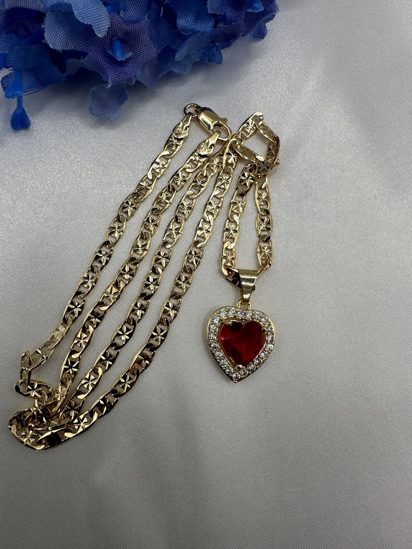 “Red Rock” Heart Diamond Necklace Gold Plated