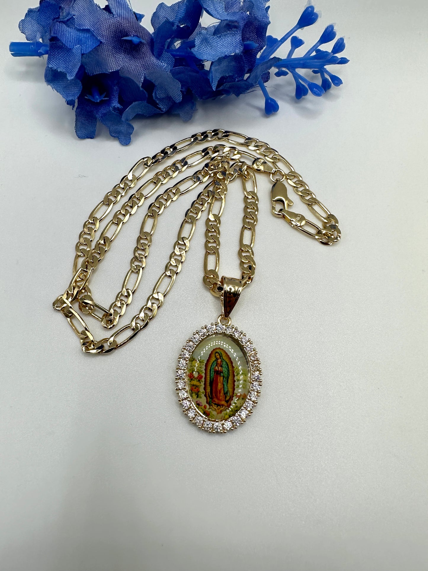 “Guadalupe” Virgin Necklace with Virgencita Imagine