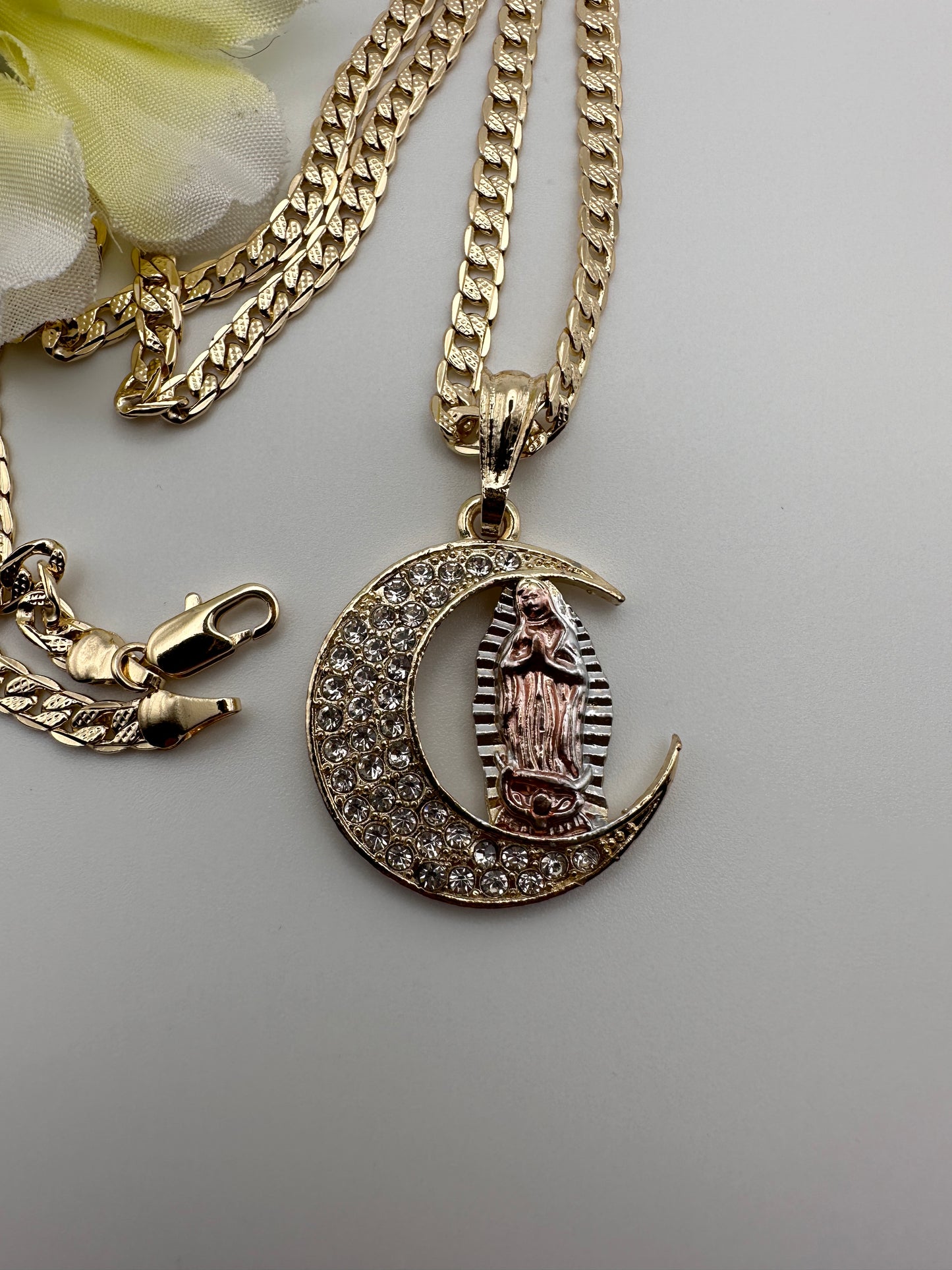 “World” Virgin half Moon Necklace Gold Plated