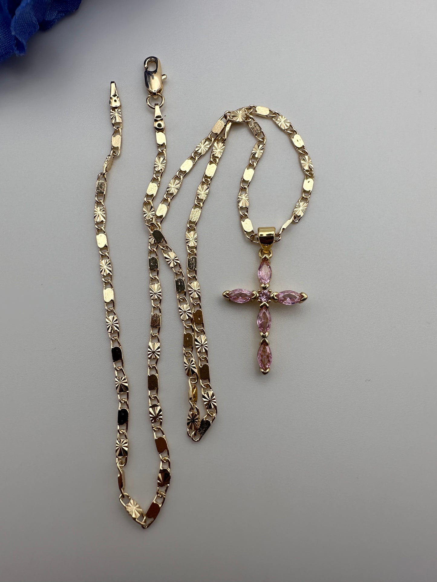 “Diamond Pink” Cross Necklace Gold Plated