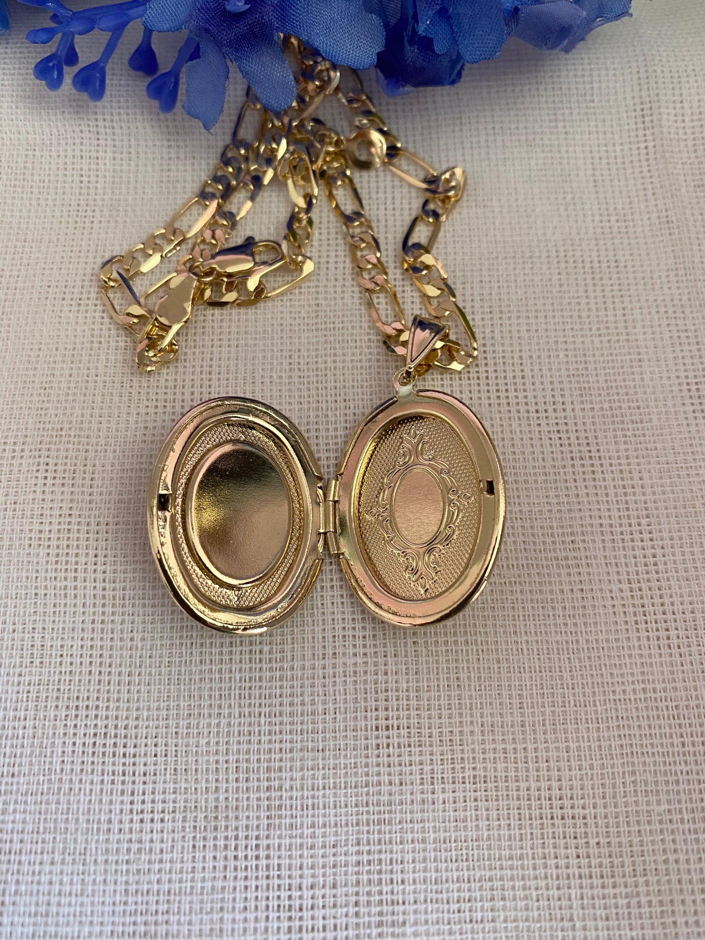 “Memories” St Jude Locket -Gold Plated