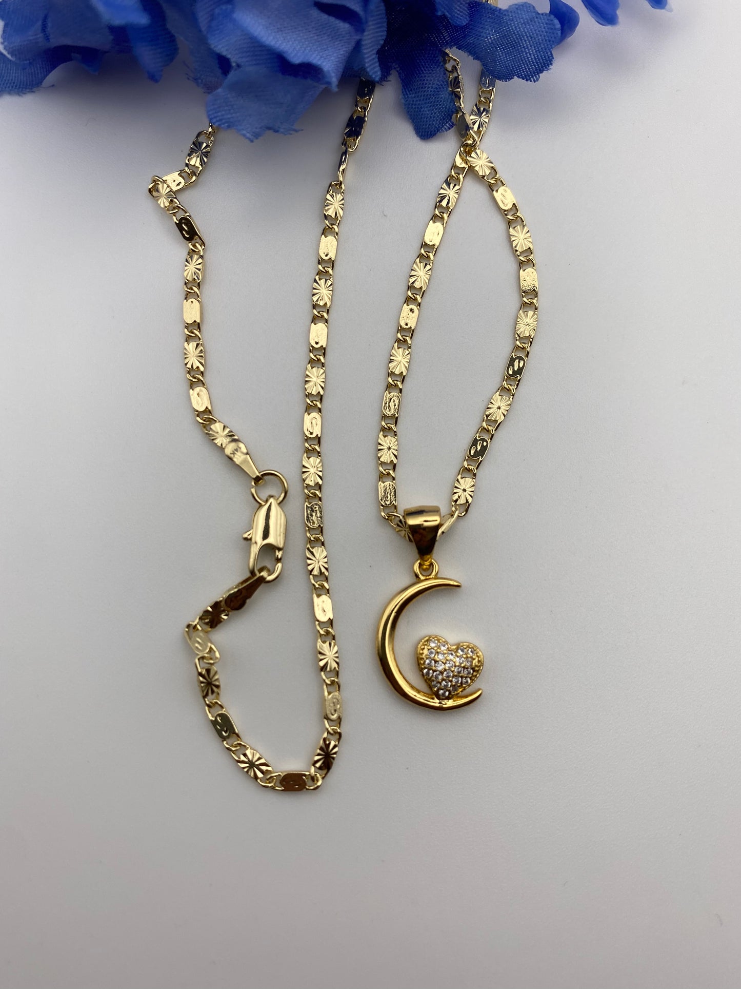 “My half” Heart Moon Necklace -Gold Plated