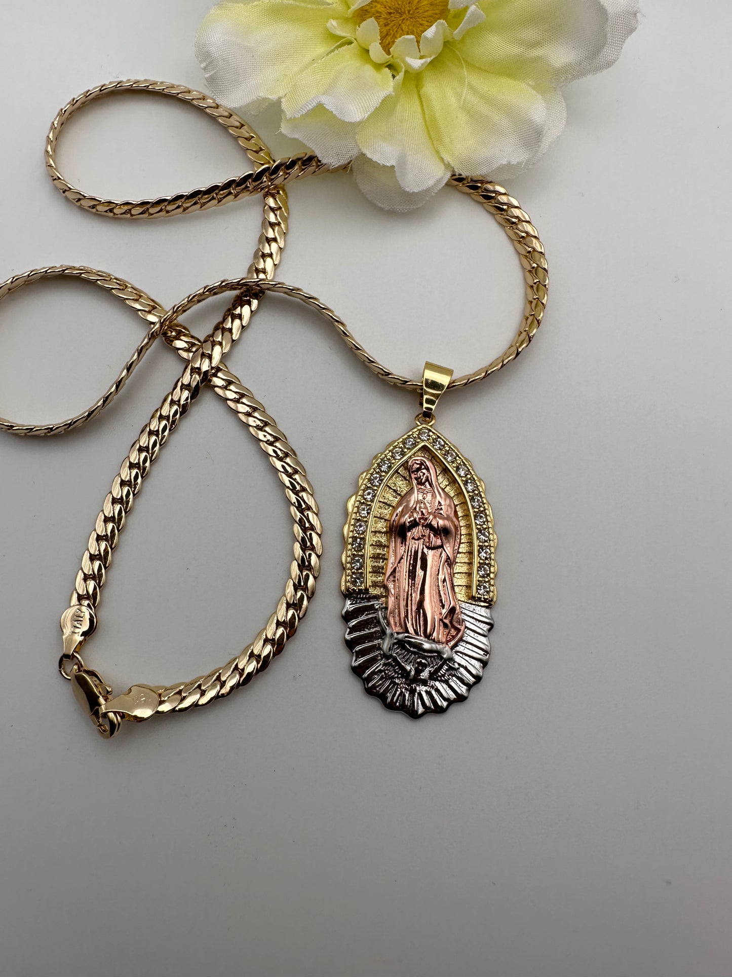 “Mia” Virgin (Virgen) Necklace Tricolor Gold Plated 18k