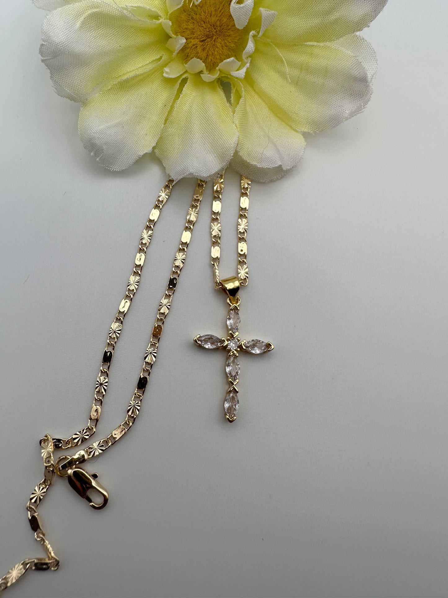 “Diamond”Cross Necklace Gold Plated