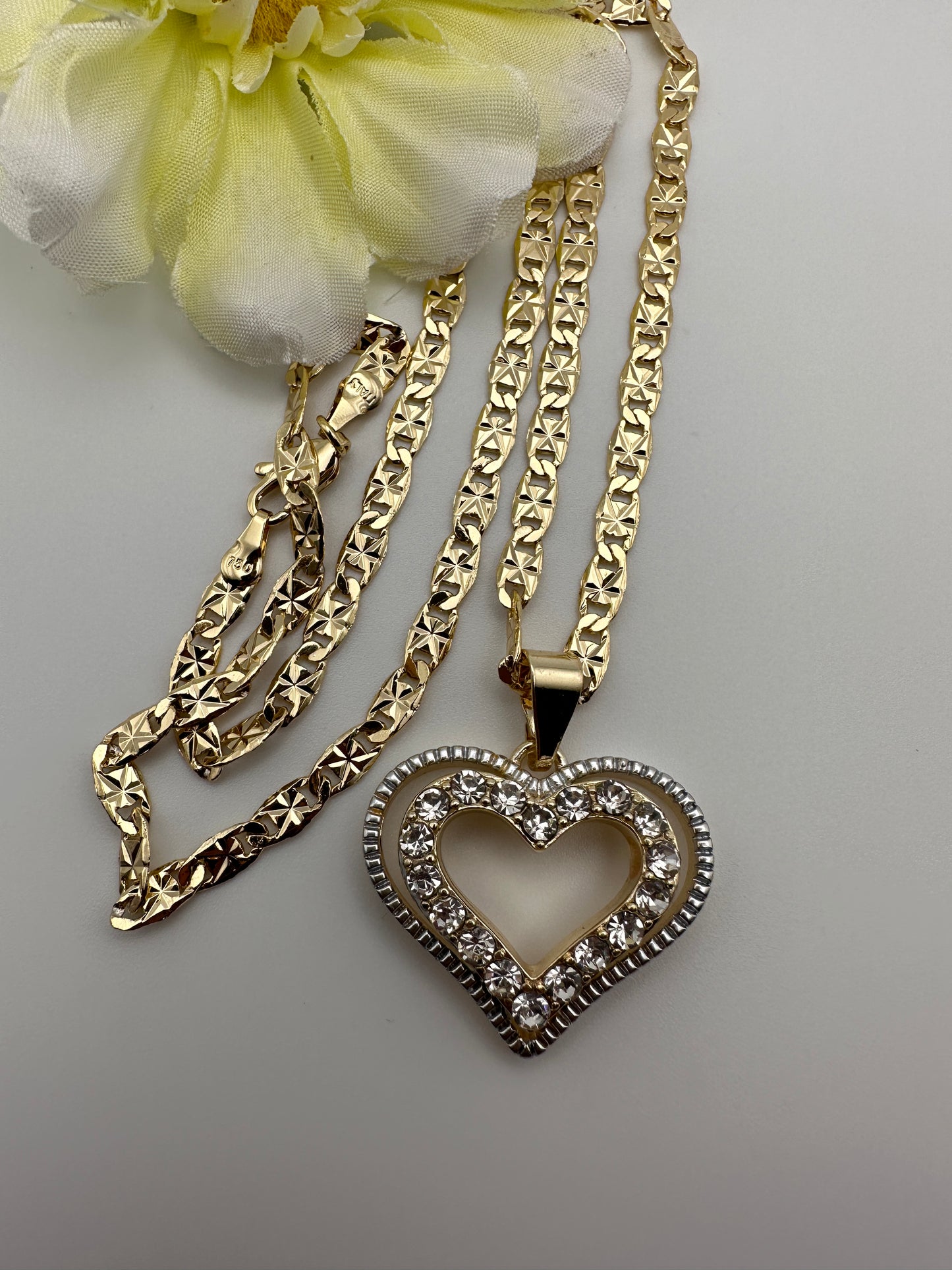 “Snow Heart” Necklace Heart with Clear Stones Gold Plated