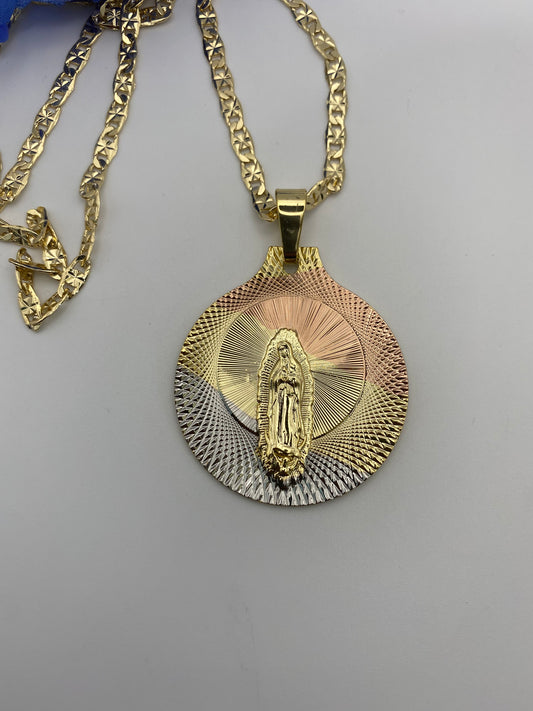 “Angelica” Virgen round Tricolor Necklace Gold Plated