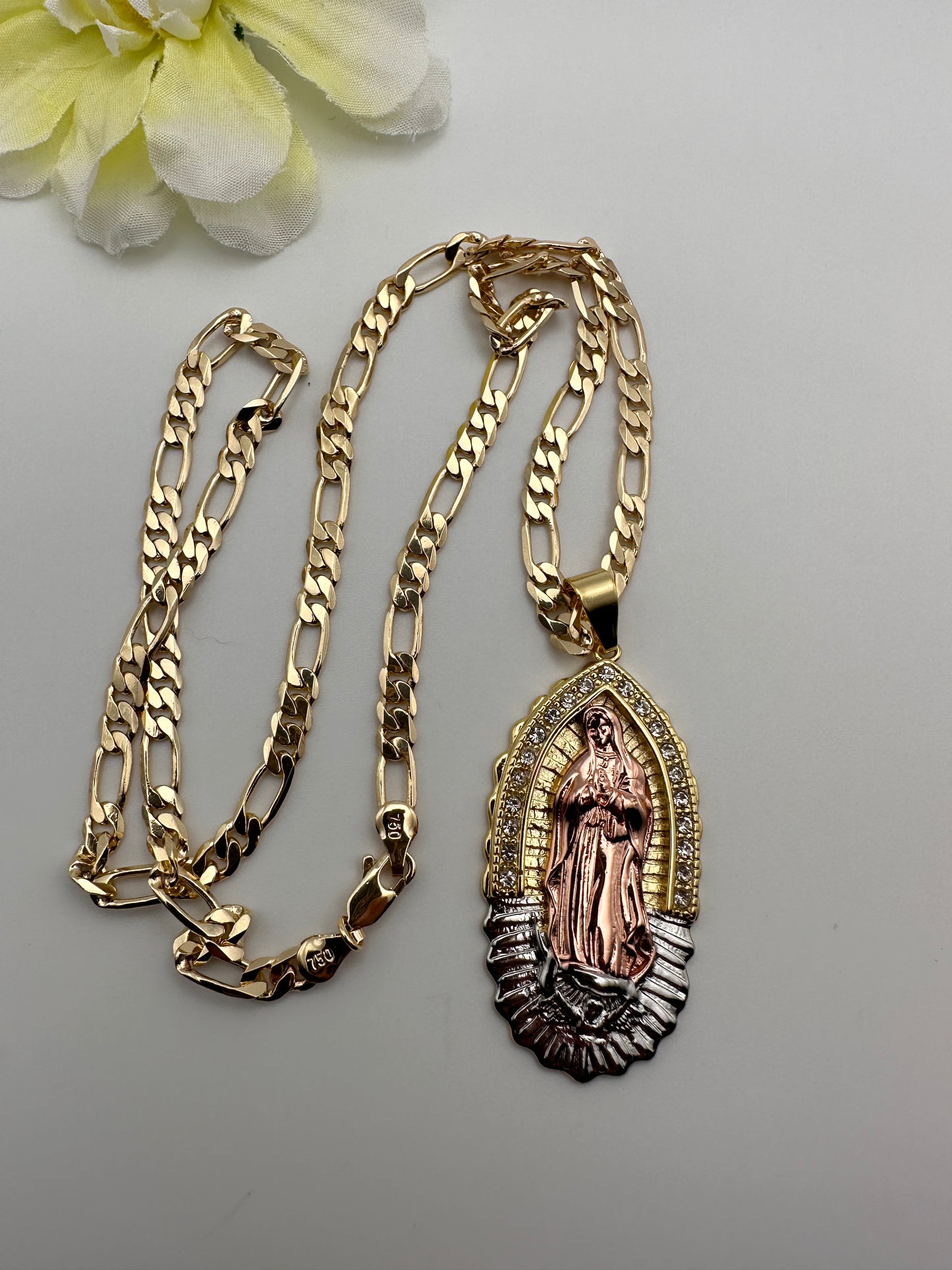 “Mia” Virgin (Virgen) Necklace Tricolor Gold Plated 18k