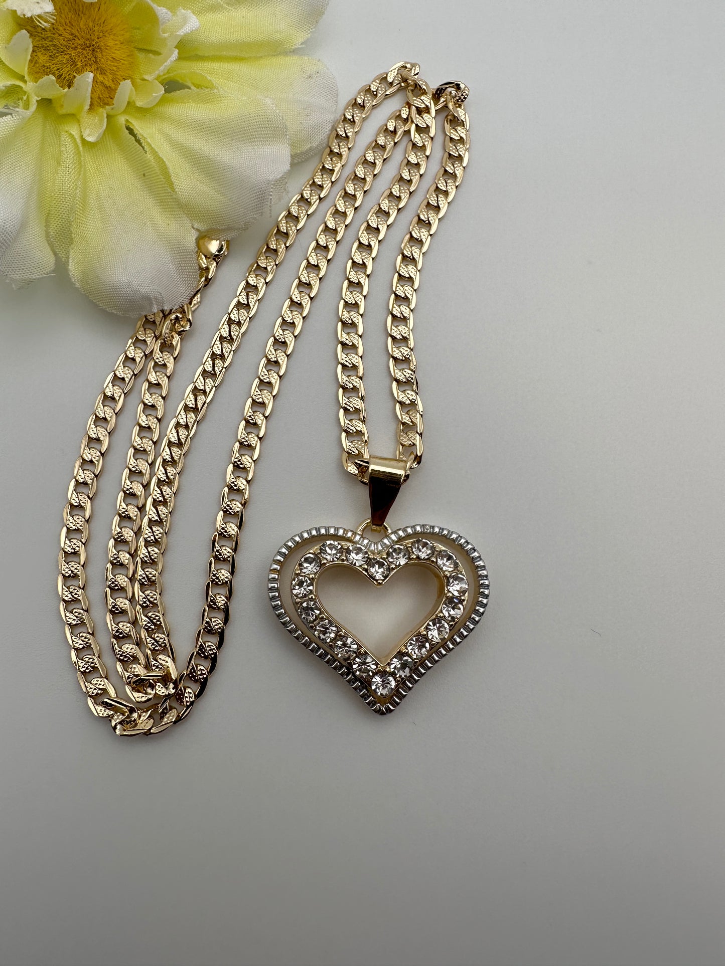 “Snow Heart” Necklace Heart with Clear Stones Gold Plated