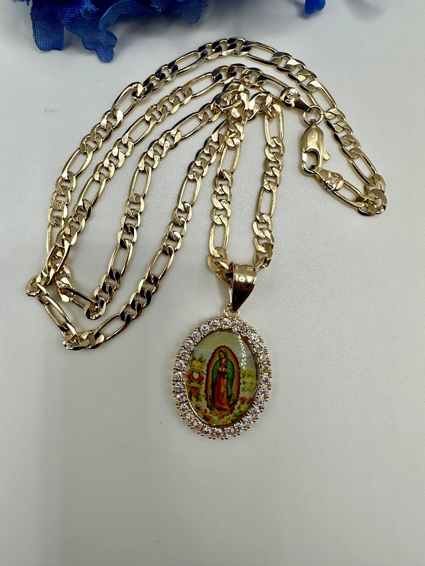 “Guadalupe” Virgin Necklace with Virgencita Imagine