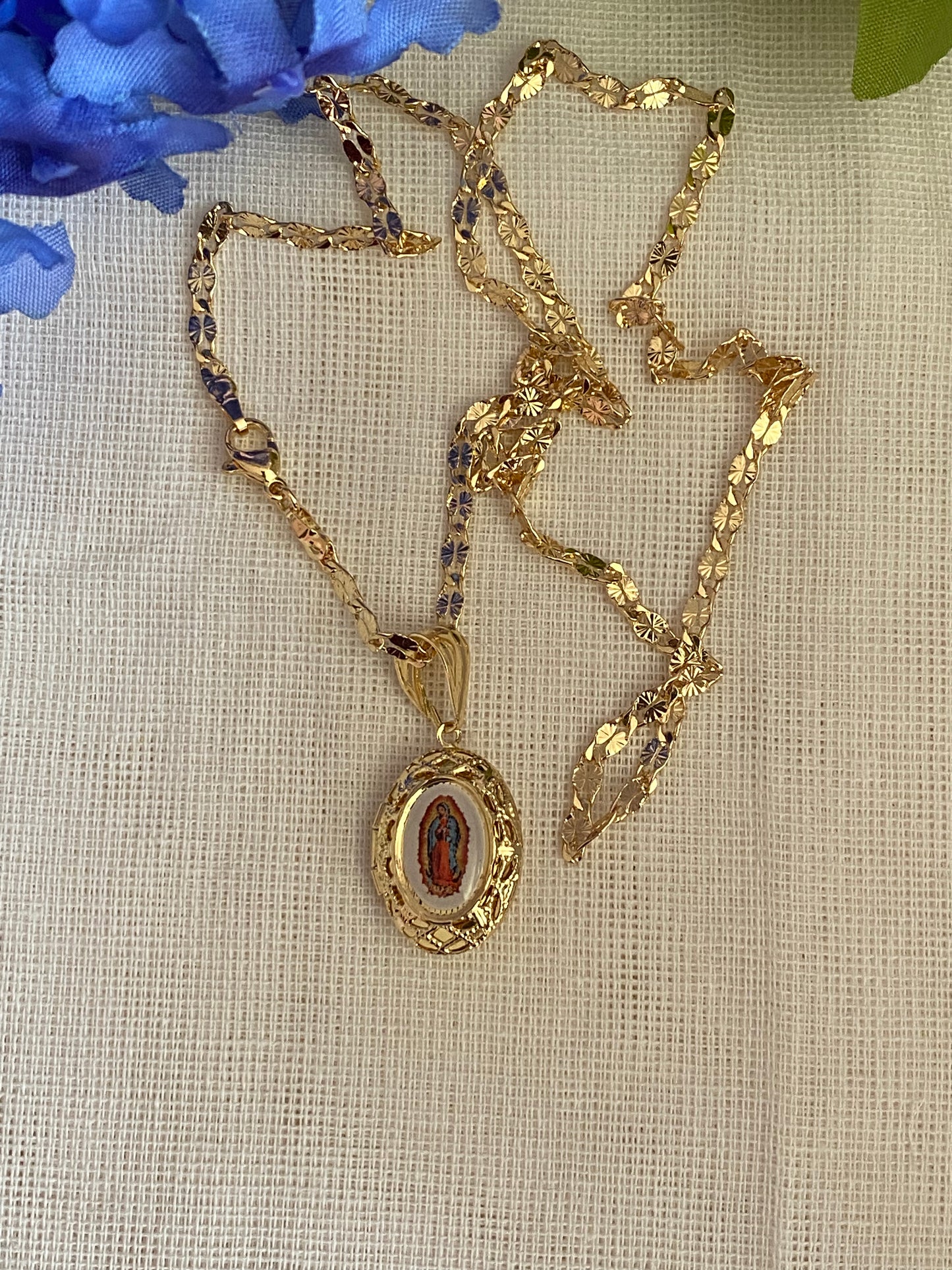 “Virgencita” Virgin Locket Necklace -Gold Plated