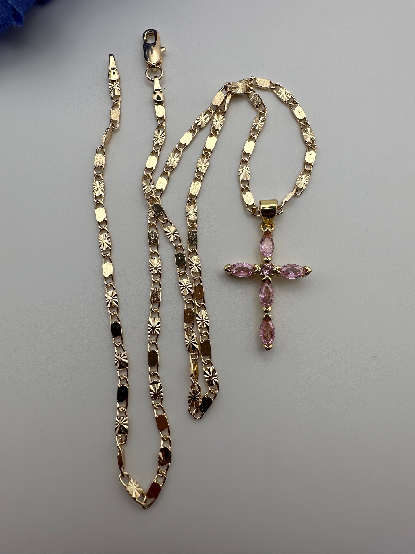 “Diamond Pink” Cross Necklace Gold Plated