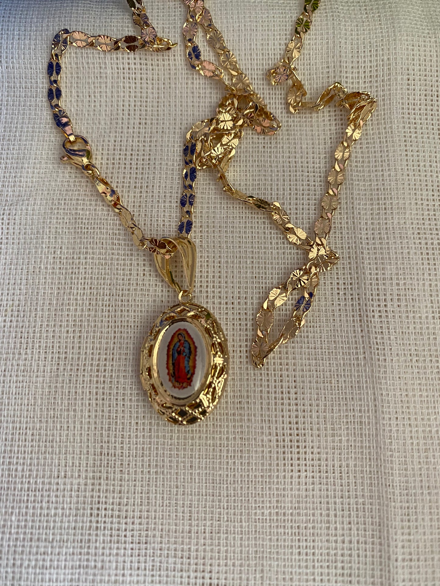 “Virgencita” Virgin Locket Necklace -Gold Plated