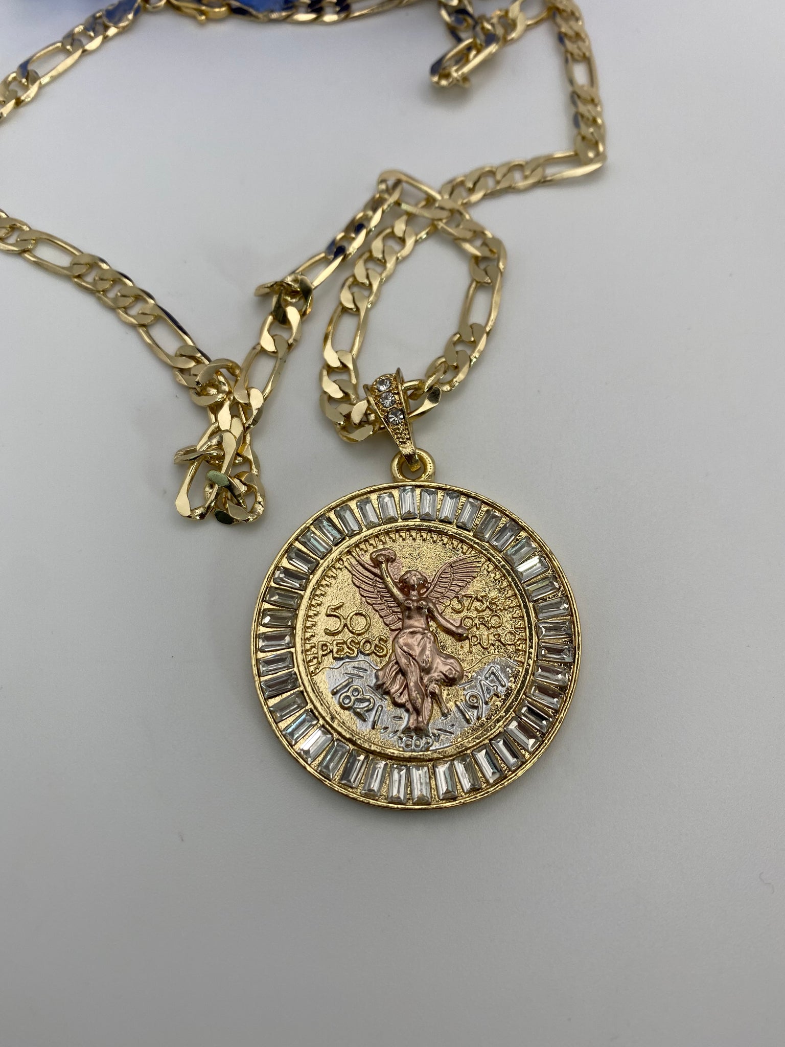 El centenario 2025 gold chain
