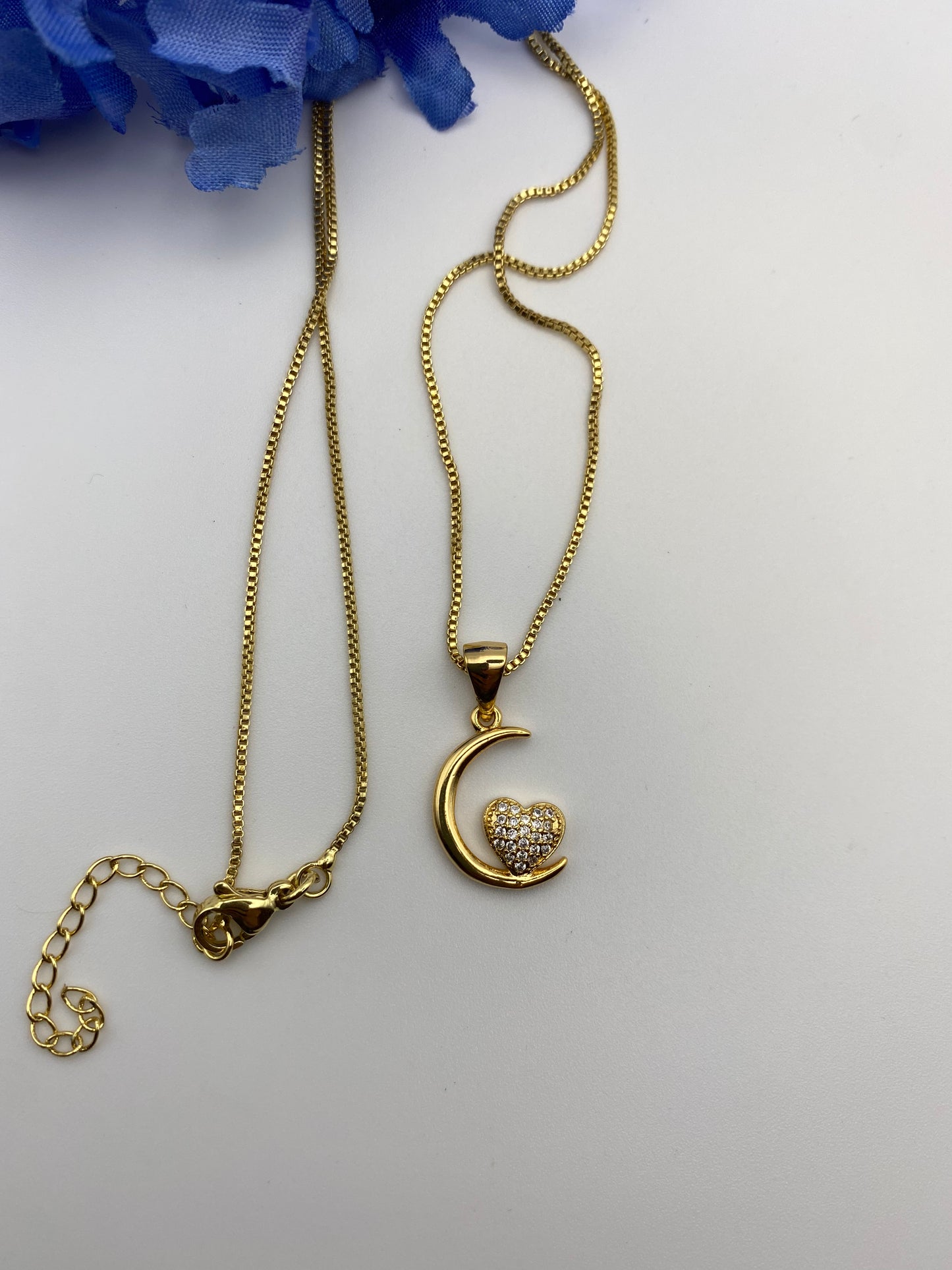 “My half” Heart Moon Necklace -Gold Plated